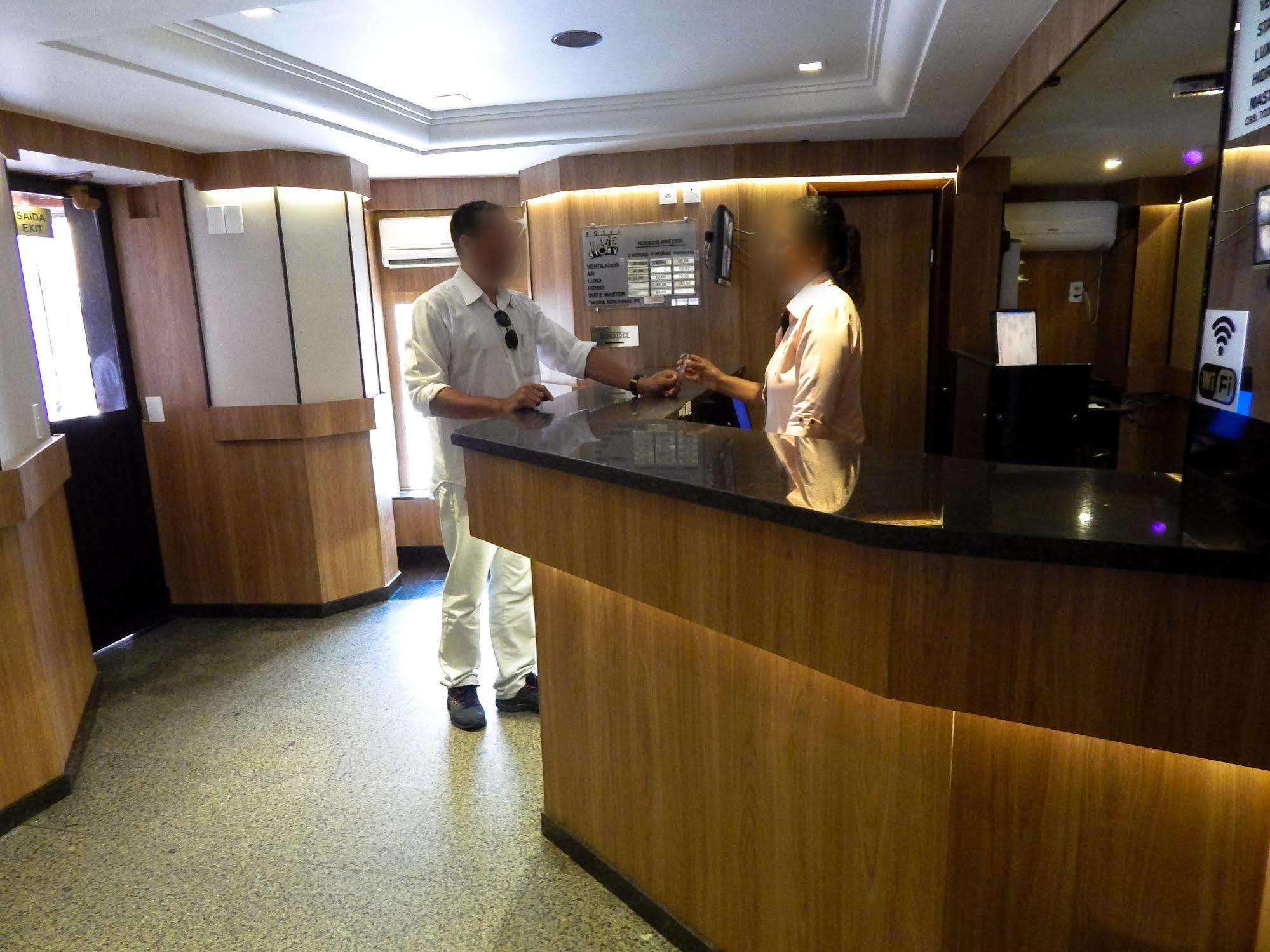 Story (adults Only) Hotel del amor